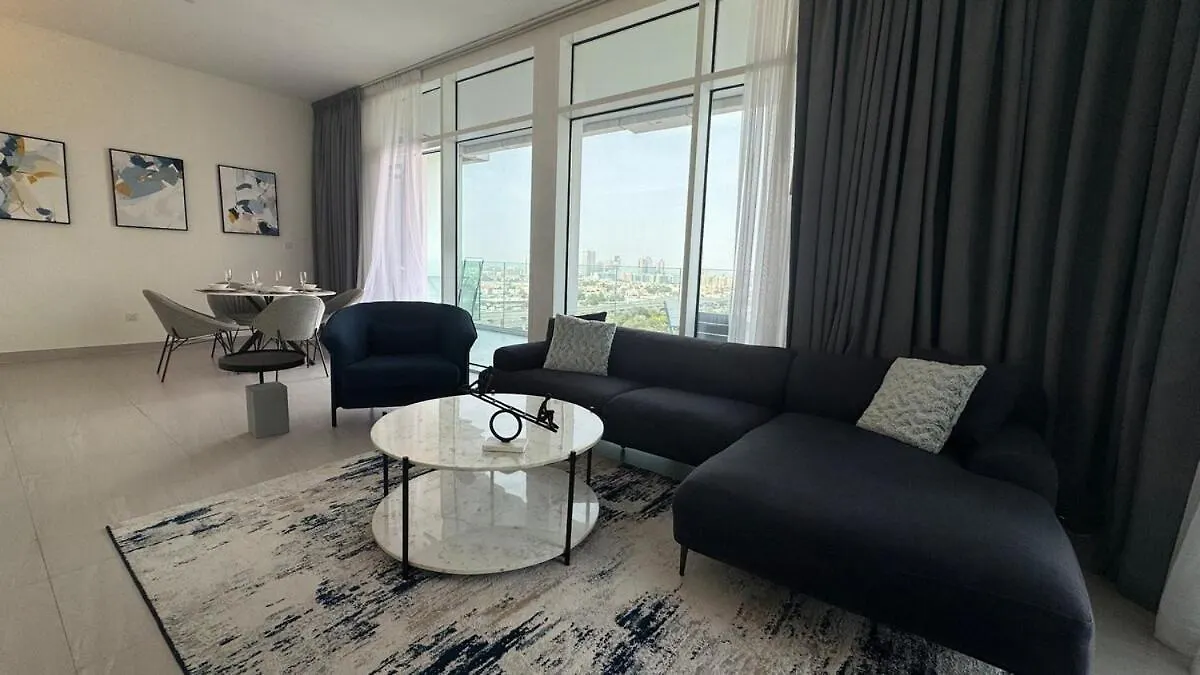 Ashri Luxe Spacious Apt Near Metro, Dubai Frame