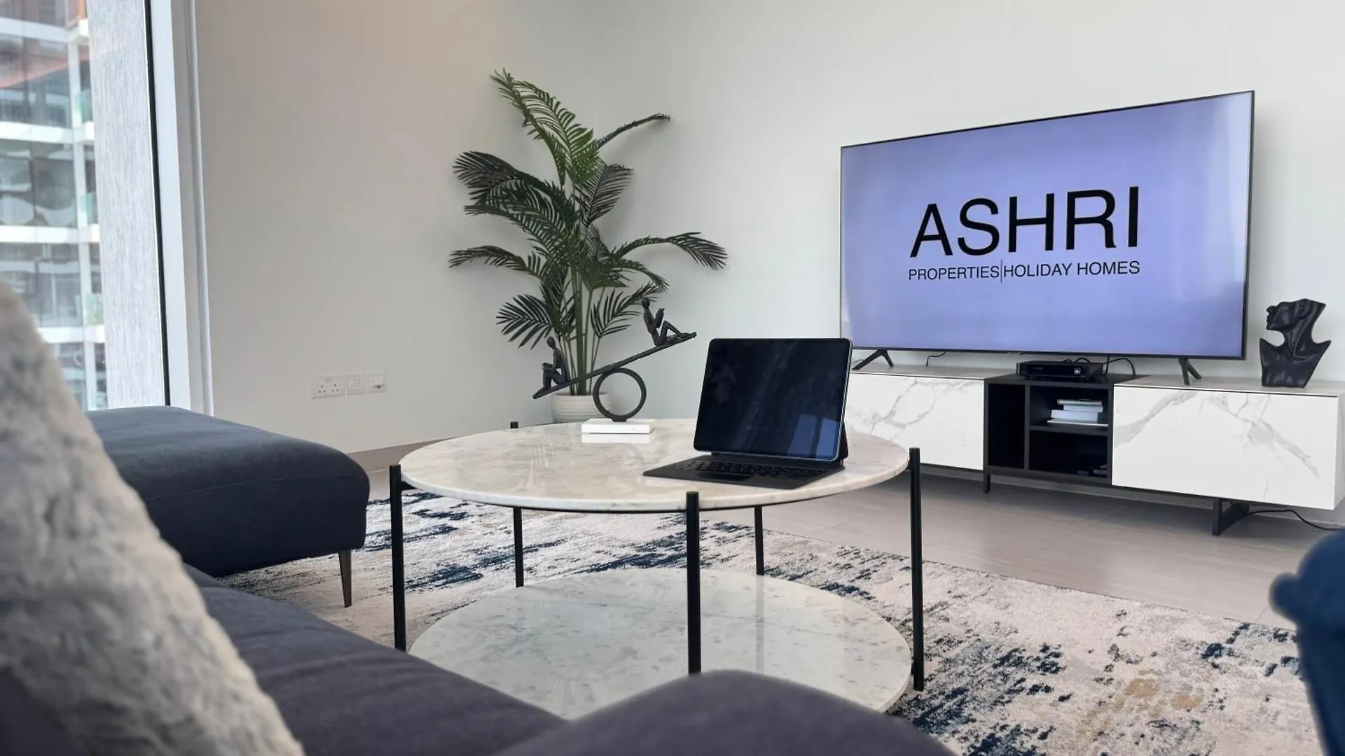 Ashri Luxe Spacious Apt Near Metro, Dubai Frame 0*,  United Arab Emirates