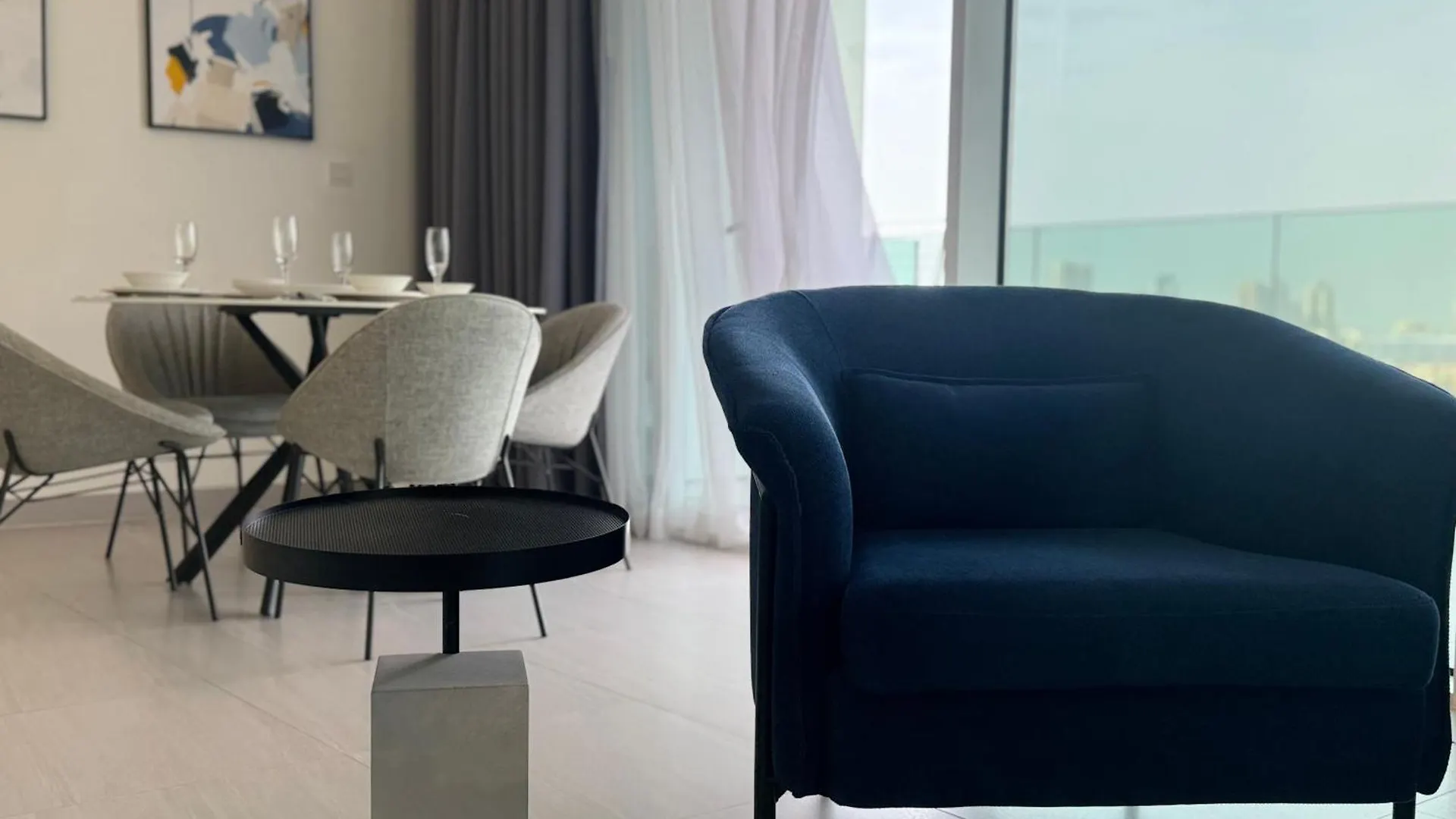 Apartment Ashri Luxe Spacious Apt Near Metro, Dubai Frame