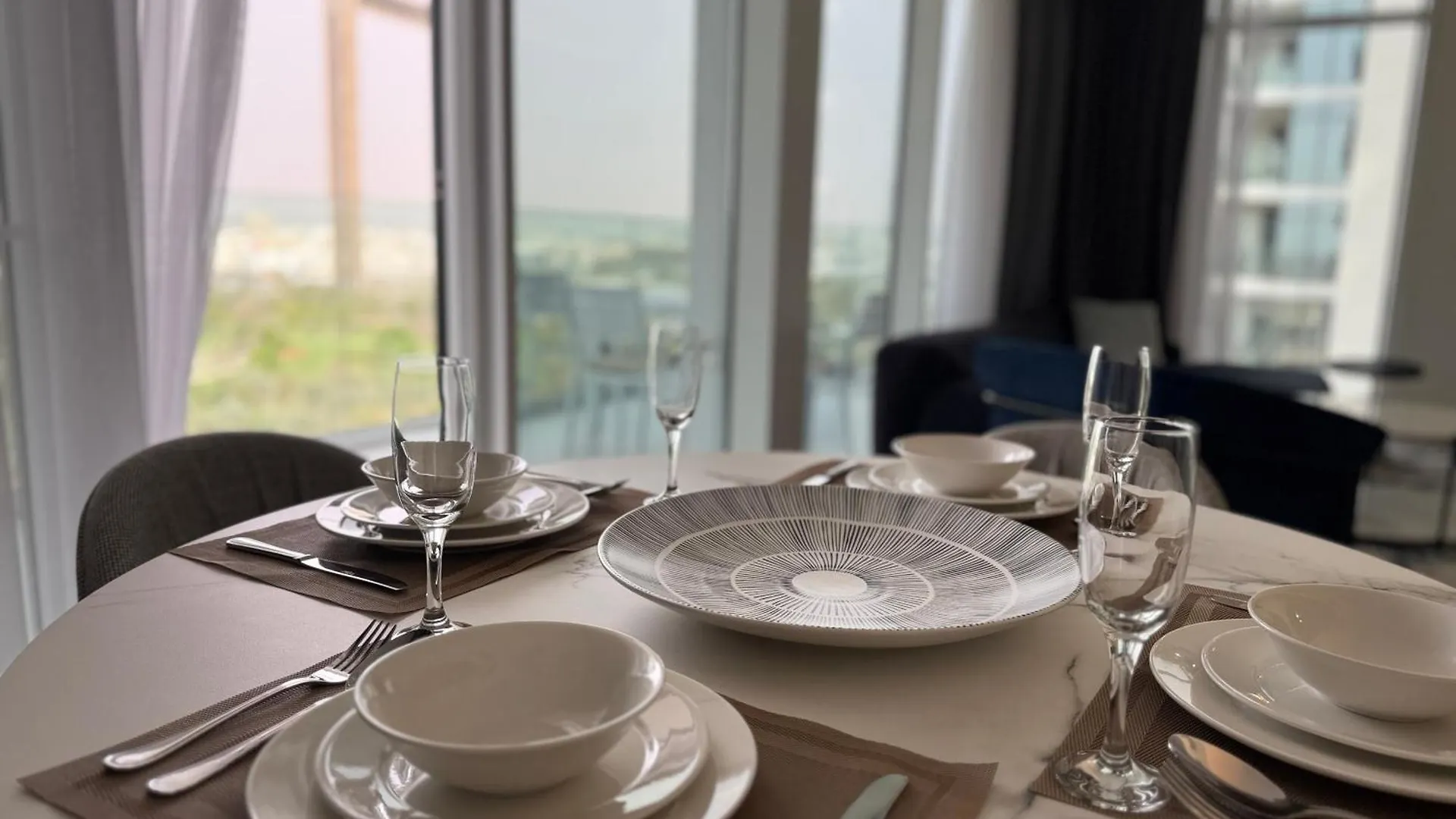 Apartment Ashri Luxe Spacious Apt Near Metro, Dubai Frame