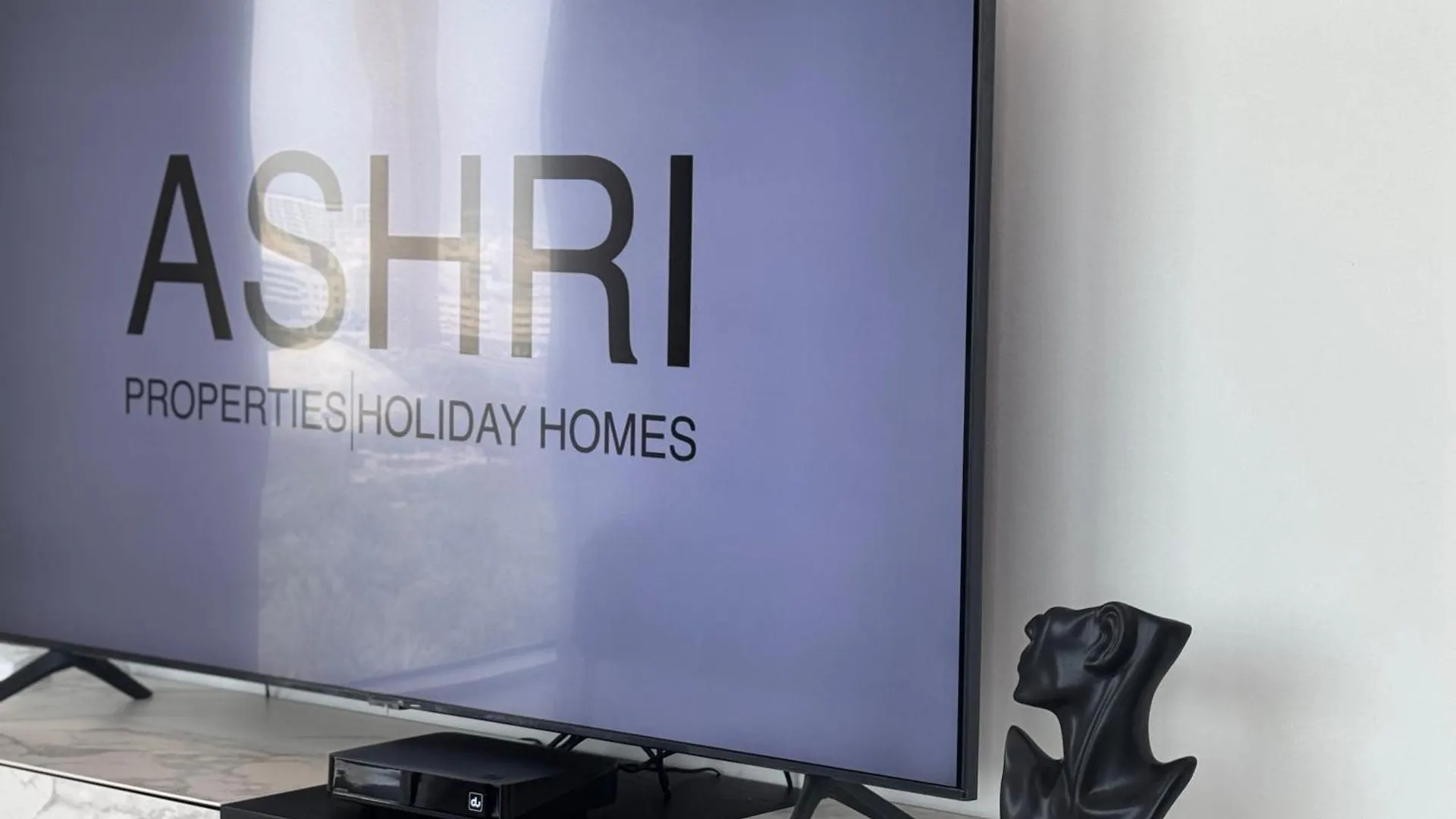 Apartment Ashri Luxe Spacious Apt Near Metro, Dubai Frame