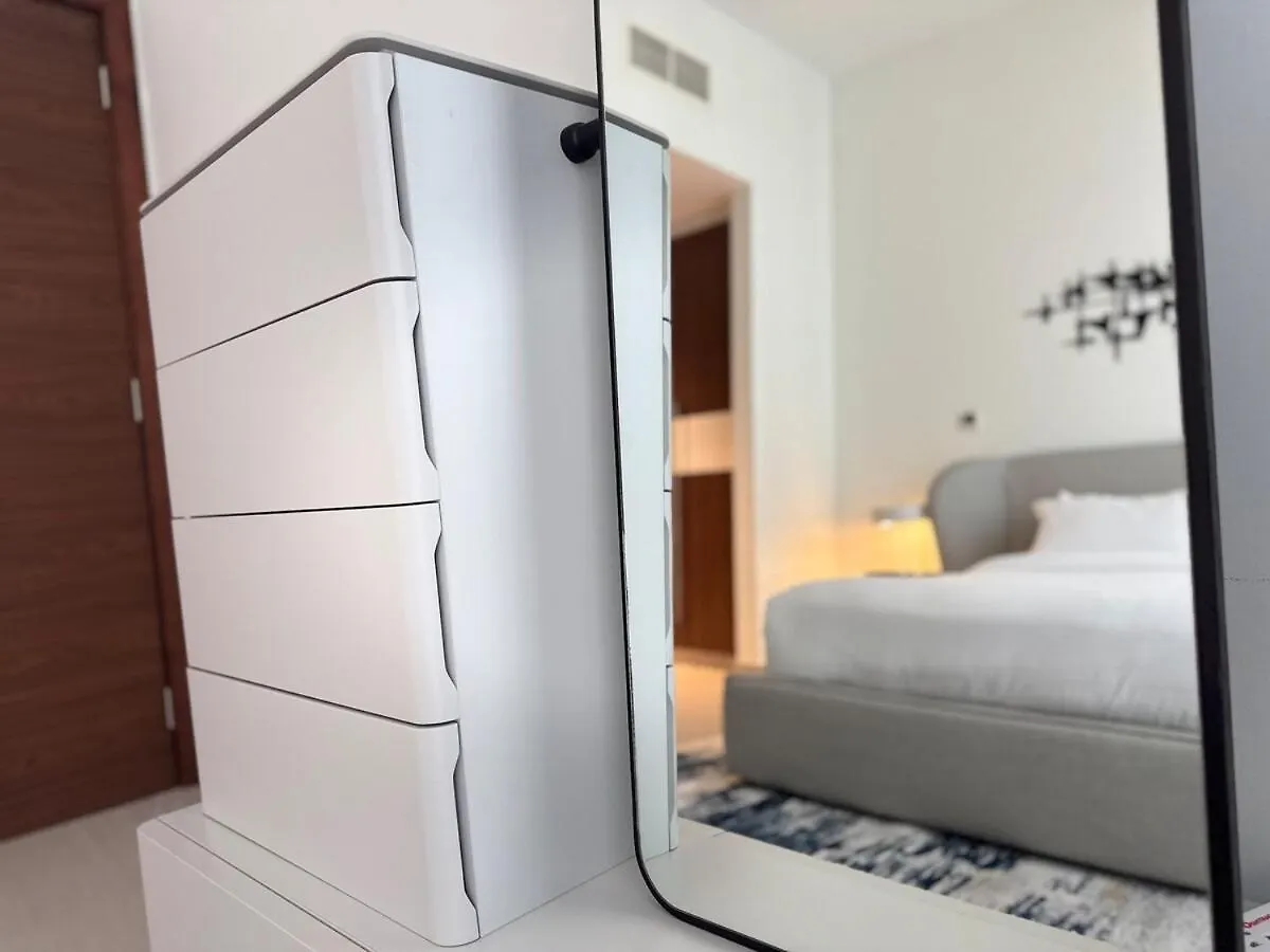 Ashri Luxe Spacious Apt Near Metro, Dubai Frame
